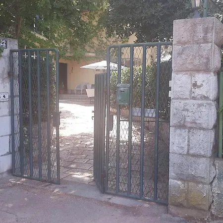 Old Captain's - In A Pine Wood By The Sea And Tennis Courts Apartment Split