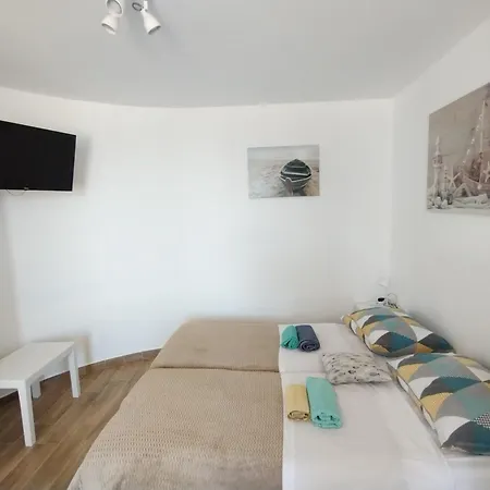 Old Captain's - In A Pine Wood By The Sea And Tennis Courts Apartment *